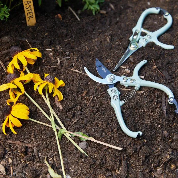 Stylish & Light Garden Shears