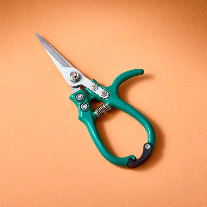 Stylish & Light Garden Shears